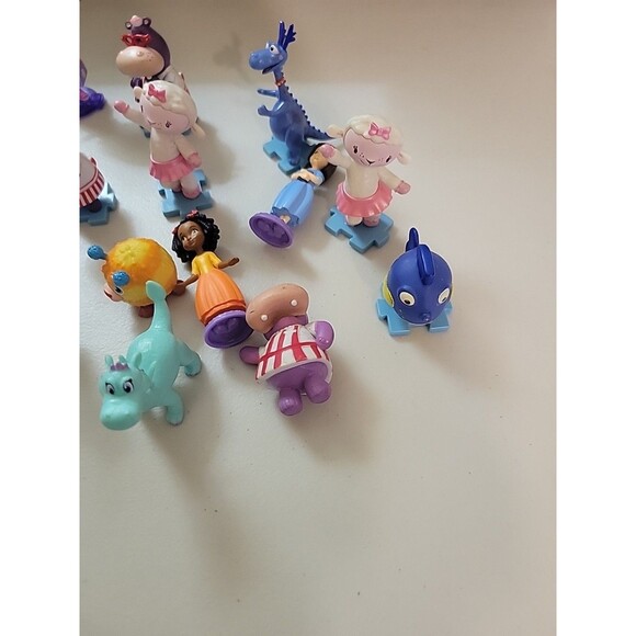 Disney Doc McStuffins Figure Lot Cake Toppers dolls animals mixed - Picture 5 of 10